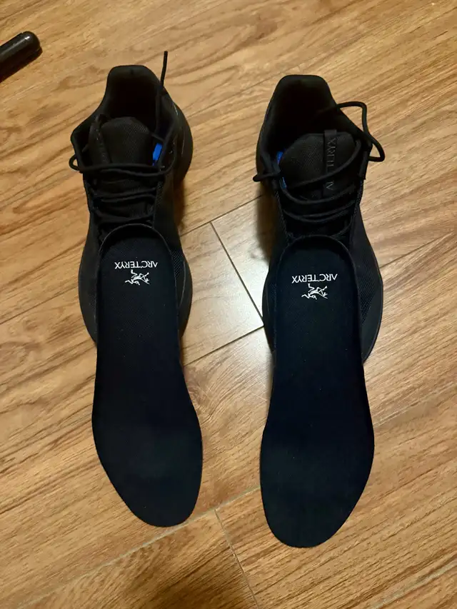 Arc’teryx KOPEC GORE-TEX Shoes – W 8.5 / M  7.5 – Like N in Men's Shoes in Kitchener / Waterloo - Image 4