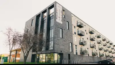 *Apartment is Available Looking for a short-term rental with the option to renew? This beautiful 2-b...