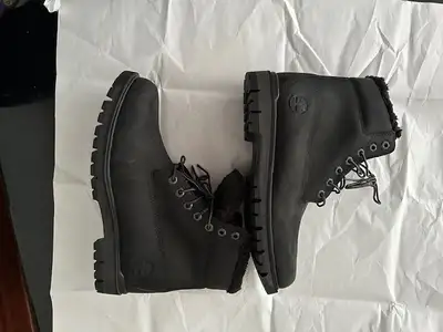Bottes Timberland noires, taille US 9.5 / EU 44, View more