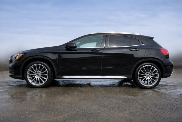 2018 Mercedes-Benz GLA 250 AWD in Cars & Trucks in Smithers - Image 9
