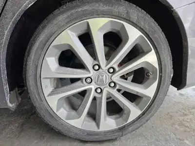 Selling a set of 4 used OEM 18 inch alloy rims from Honda Accord Sport 2015. Current tires 235/45/r1...
