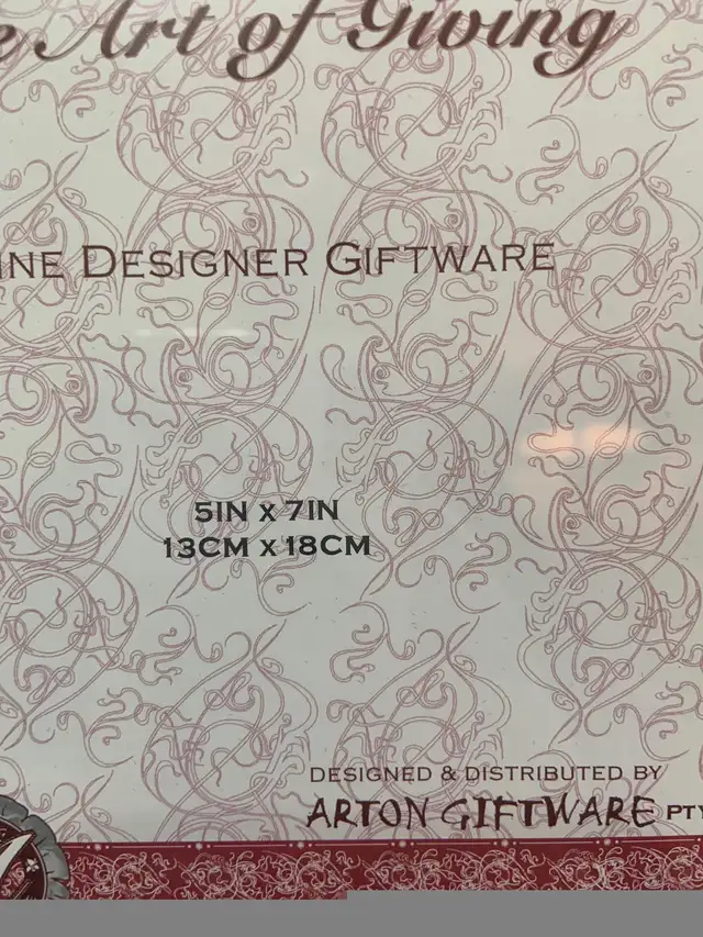 BEAUTIFUL NEW LARGE GLASS BUTTERFLY PICTURE FRAME  ! BRAMPTON ! in Home Décor & Accents in Mississauga / Peel Region - Image 3