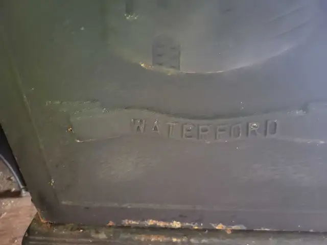 Waterford Woodstove  in Fireplace & Firewood in Ottawa - Image 4