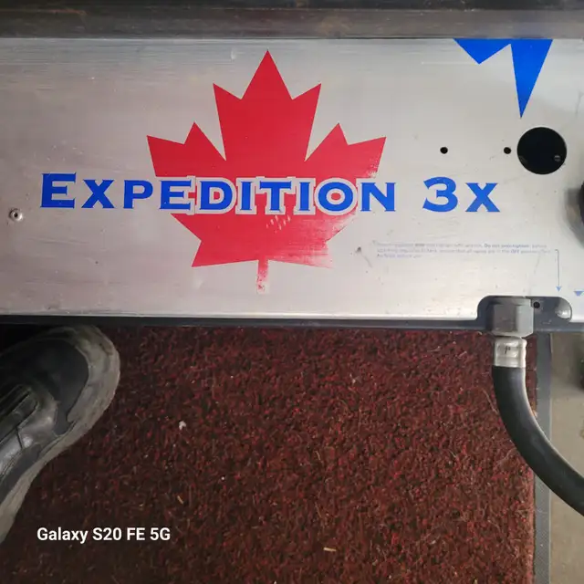 CampChef 3Burner Propane Stove, Great Shape $200 in BBQs & Outdoor Cooking in Calgary - Image 3