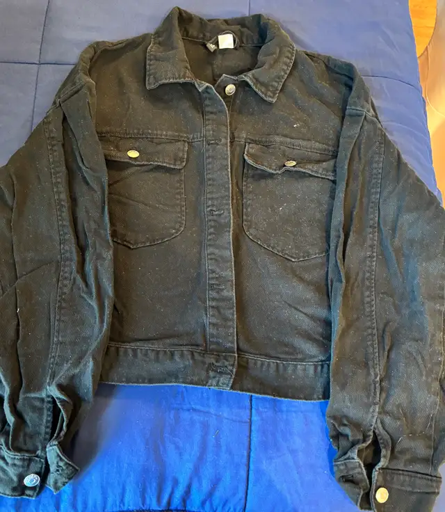 H&M Denim Jackets in Women's - Tops & Outerwear in City of Halifax - Image 5