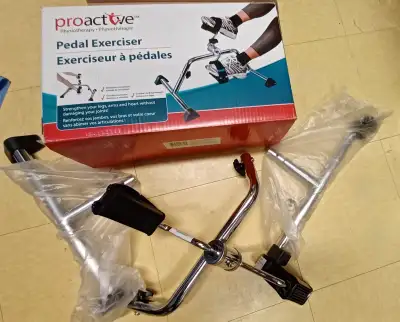 Exerciseur à pédales comme neuf / Pro Active Pedal Exerciser, View more