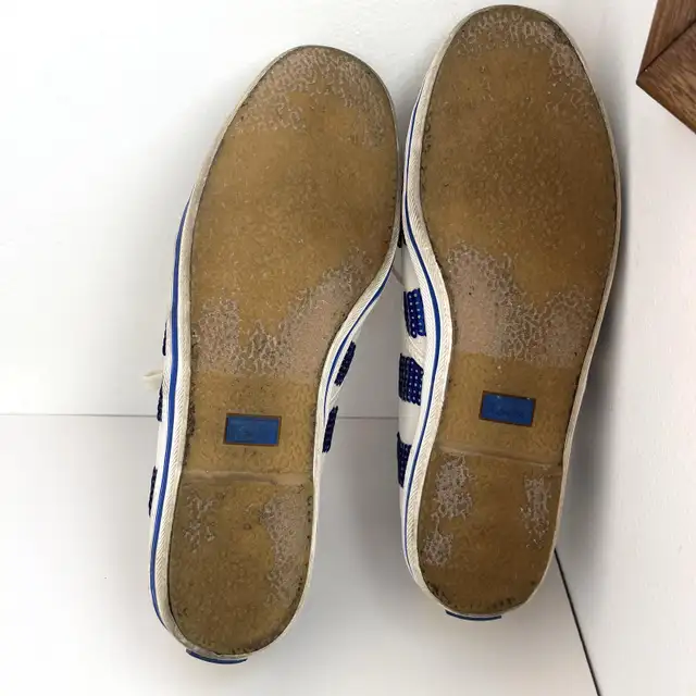 Kate Spade Woman’s Size 7.5 Sneakers in Women's - Shoes in Edmonton - Image 8