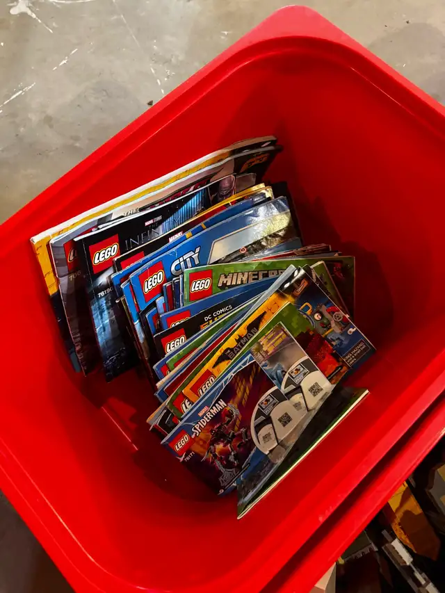 Lego Bulk Lot in Toys & Games in Gatineau - Image 2