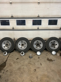 2011 ford F350 rims and tires