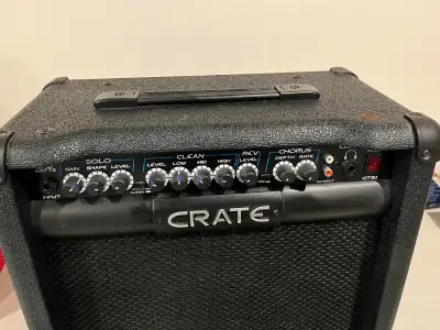 Crate GT30 Amp with pedal switch, View more