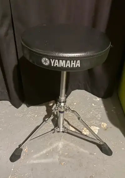 Yamaha drum throne, View more