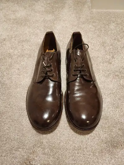Brand new, never worn, made in Italy, EU size 43, equivalent to US size 9.5 Leather upper Leather li...
