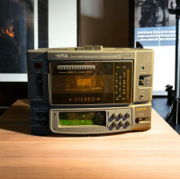 Yorx AM FM Stereo Cassette Receiver Radio Alarm Model 1850 w/ Fo