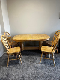 Table w/chairs MUST SELL