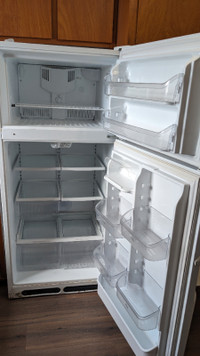 Réfrigérateur et Cuisinière vitrocéramique