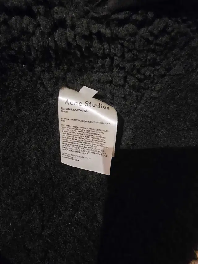 Acne Studios Women's Leather Jacket - Calf Leather and Shearling in Women's - Tops & Outerwear in City of Toronto - Image 6