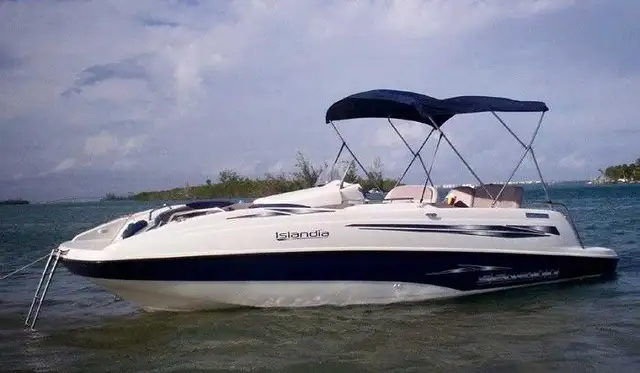Seadoo Islandia 2001 in Powerboats & Motorboats in St. Catharines - Image 2