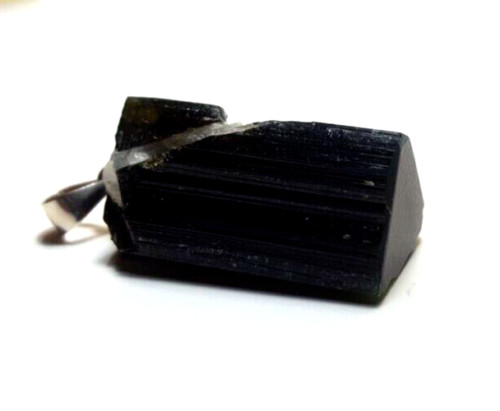 Large Green Cap Tourmaline Crystal Pendant in Jewellery & Watches in Sudbury - Image 3