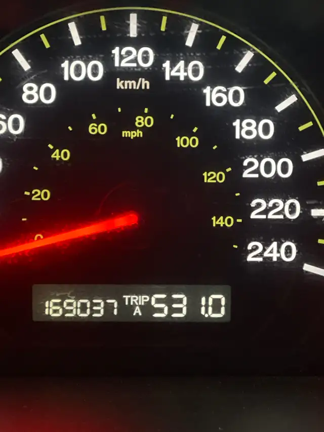 2005 Honda Accord Grey in Cars & Trucks in City of Toronto - Image 2