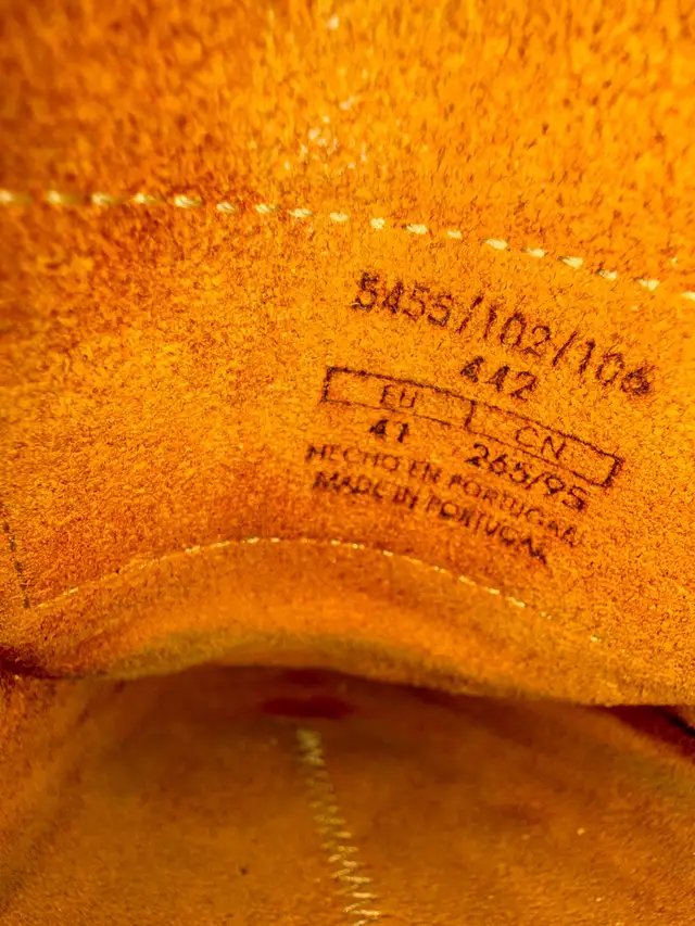 Zara Men's Suede Loafers 41 in Men's Shoes in City of Toronto - Image 5