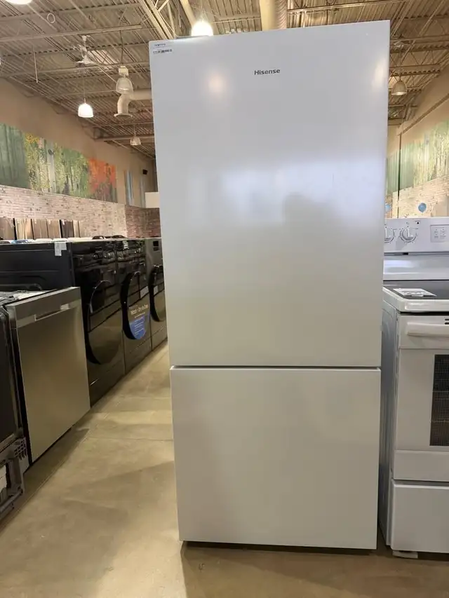 Econoplus Halifax Sale Hisense 28'' Fridge White Only $899.99 in Refrigerators in City of Halifax - Image 2