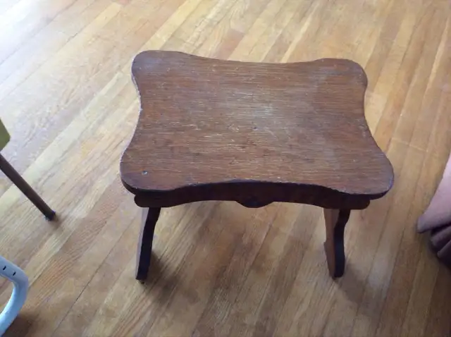 Petit banc en bois in Other in Laval / North Shore - Image 4