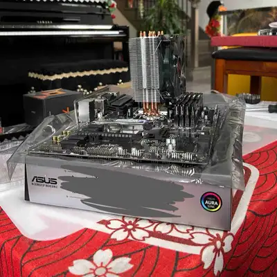Local pickup only, no shipping Every part works very well until my upgrade. Nothing is damaged or re...
