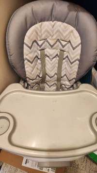 Gently used stuff - Kids  Toys ,high chair, bath mesh and more