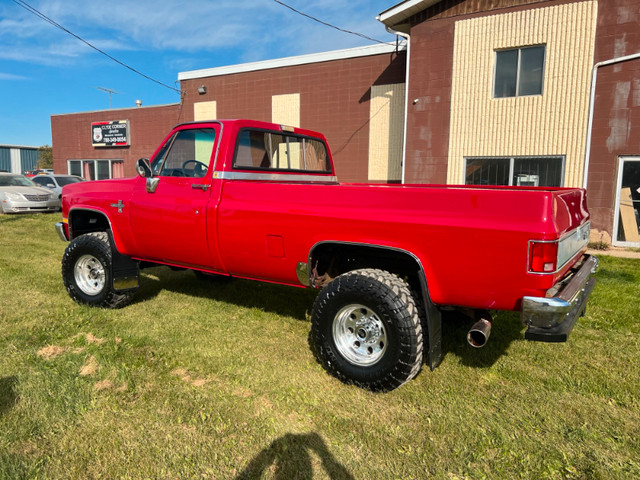 1987 Chevy Silverado K20 4X4 in Classic Cars in Edmonton - Image 2