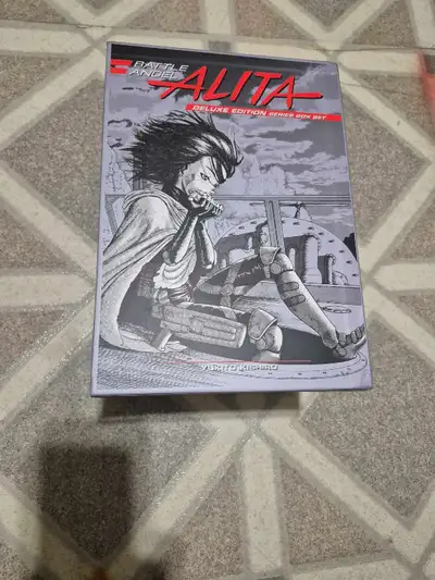 battle angel Alita deluxe box set, View more