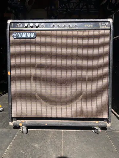 Yamaha bass amp, View more
