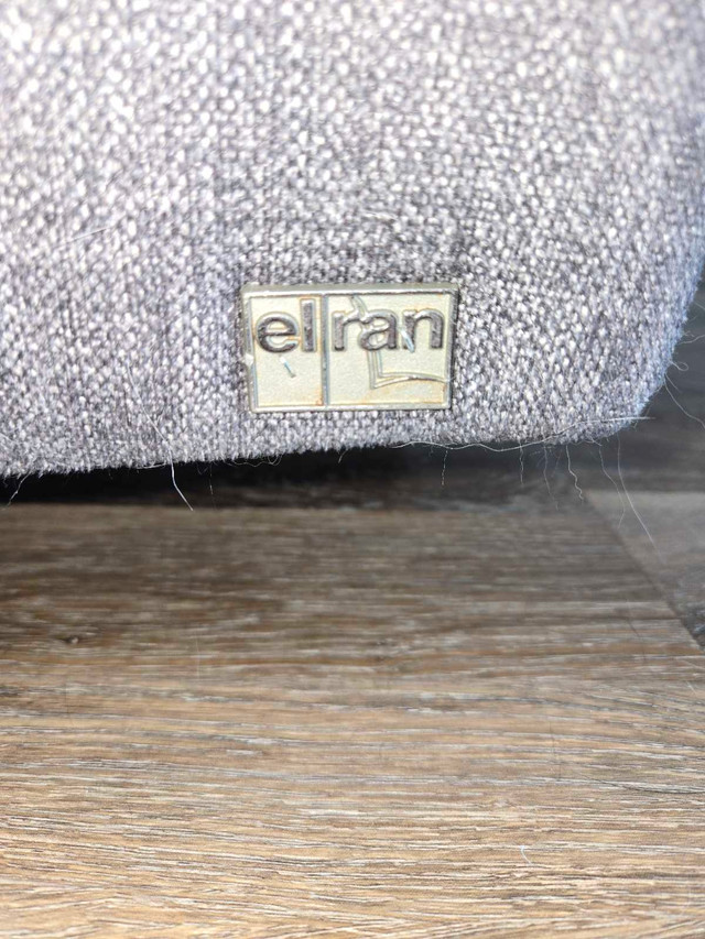 Divan elran à vendre dans Sofas et futons  à Val-d'Or - Image 4