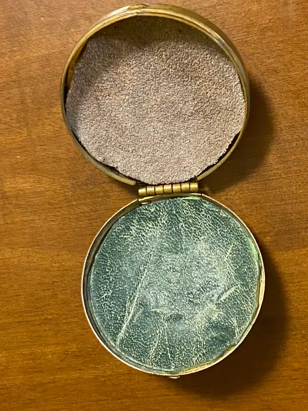 Vintage Pompeian Bloom Compact Cosmetics Case Rouge Makeup Tin in Arts & Collectibles in Oshawa / Durham Region - Image 8