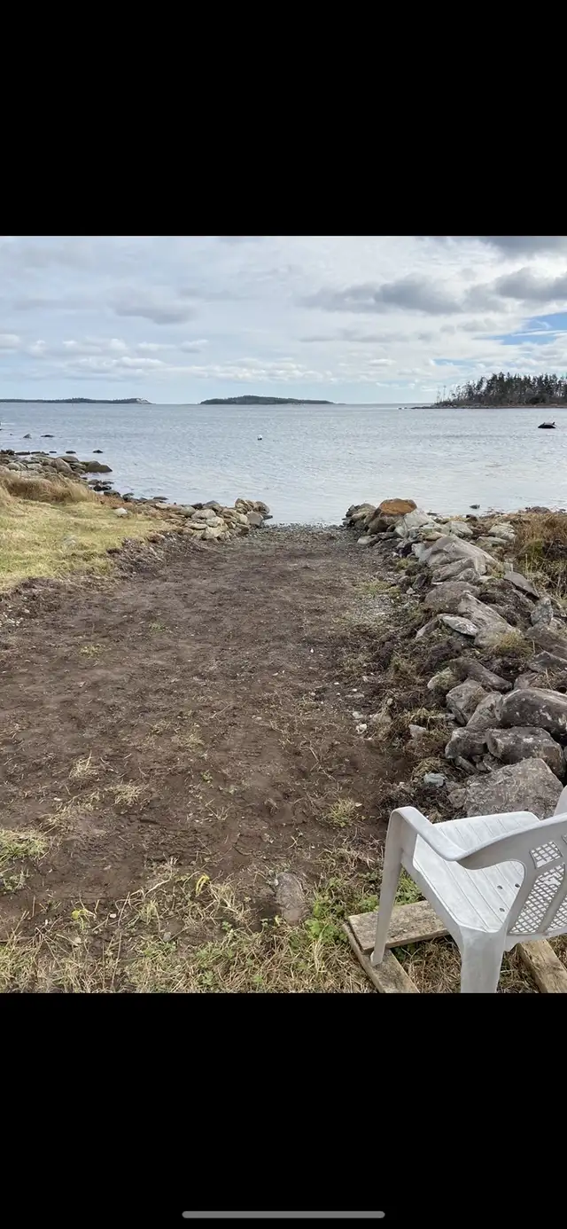 OCEANFRONT HOUSE & COTTAGE FOR SALE in Houses for Sale in New Glasgow - Image 3