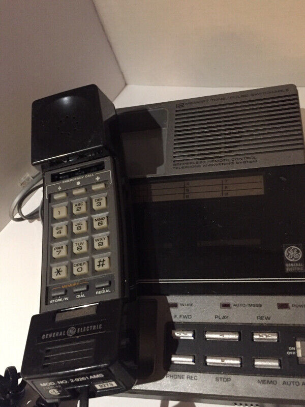 REDUCED Lot of Phones and Answering System in Home Phones & Answering Machines in Kawartha Lakes - Image 3