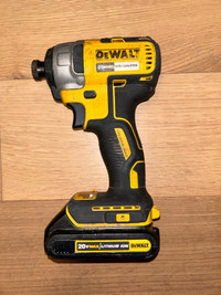 DeWalt 1/4” impact driver with battery 