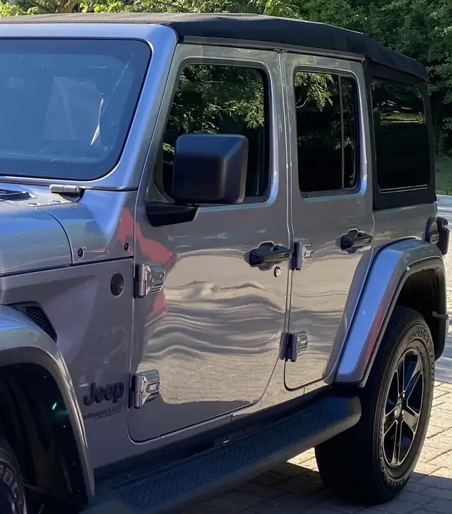 Jeep Wrangler MOPAR Soft Top in Other Parts & Accessories in Markham / York Region - Image 2