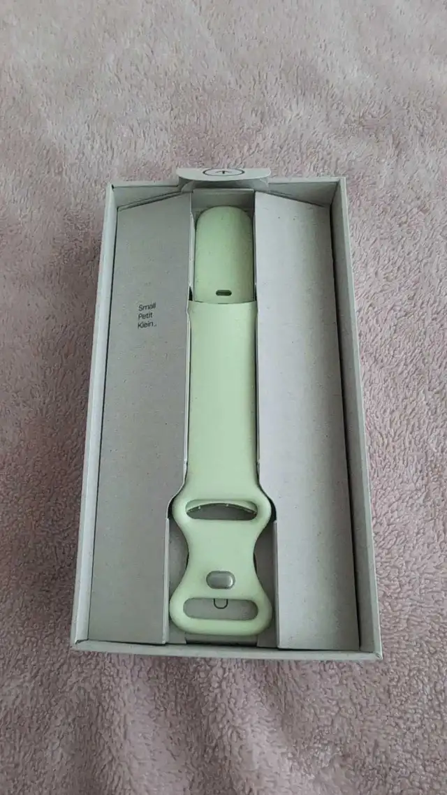 Google Pixel Watch Band in Cell Phone Accessories in Markham / York Region - Image 2
