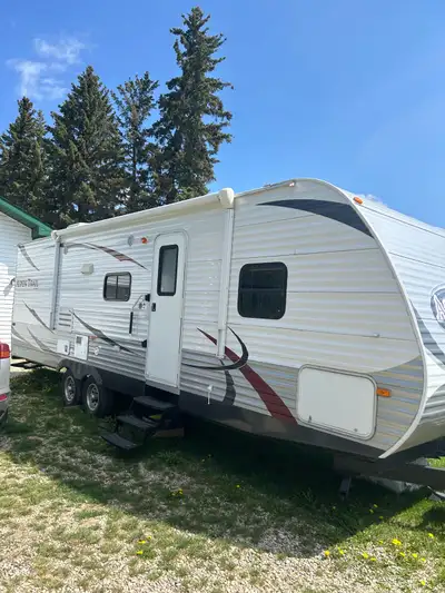 I am selling for my mom, it has a new awning & the trailer is in great shape. There is lots of stora...