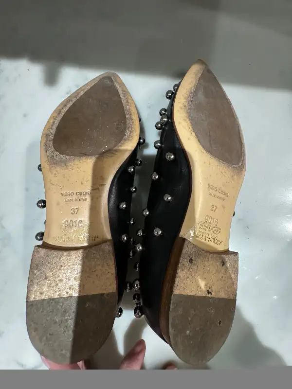 Women’s flat shoes in Women's - Shoes in City of Toronto - Image 5