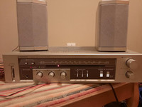 Stereo receiver Pioneer with 2 speakers in good condition