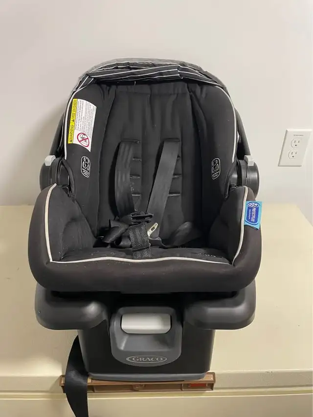 Graco SnugRide 35 Lite LX Infant Car Seat in Strollers, Carriers & Car Seats in Ottawa - Image 5