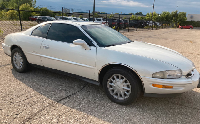 Buick Riviera in Cars & Trucks in Kitchener / Waterloo - Image 4