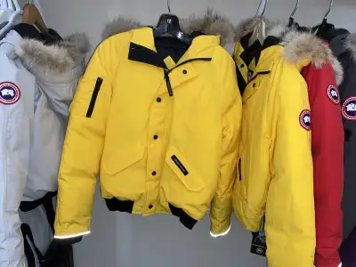 Canada Goose 7995Y Yellow Size 14, View more