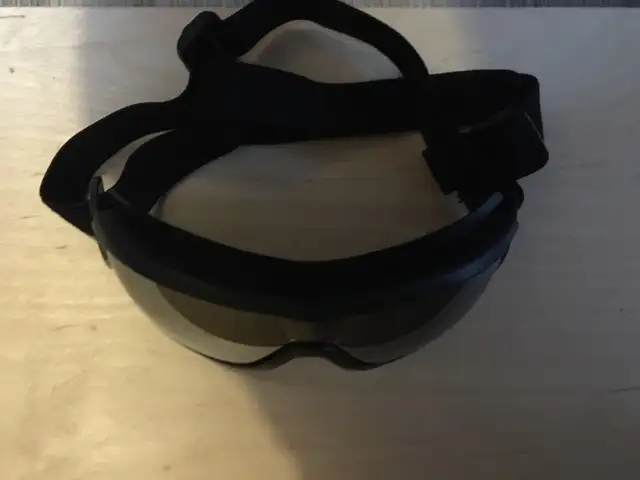 Bike goggles in Clothing, Shoes & Accessories in City of Montréal - Image 4