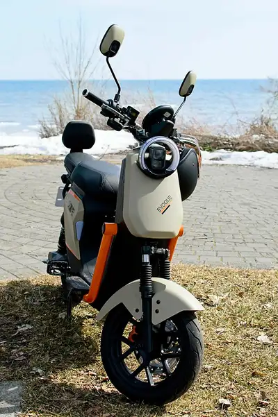 Scooter Style eBike I 72V 50ah I 100-110km, View more