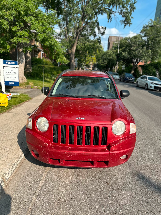 Jeep Compass 2010 North Edition dans Autos et camions  à Ville de Montréal - Image 2
