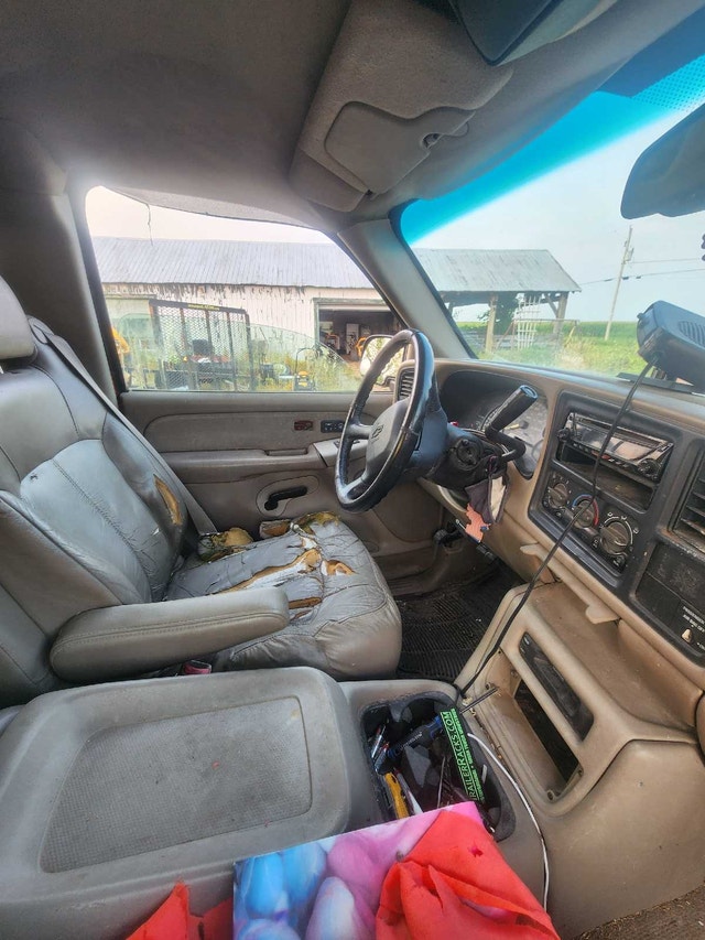 Chevrolet Silverado 2500HD — photo 4