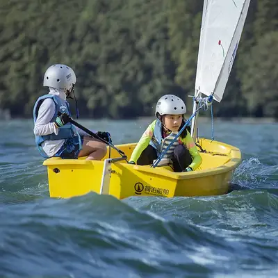 We have a shipment of Rotomolded/Plastic (AKA "nearly Indestructible") Optimist Pram Trainer Sailboa...