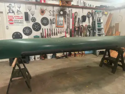 16 Ft lightweight fibreglass kevlar Canoe -Has flotation tanks on front and back -With new foam stab...